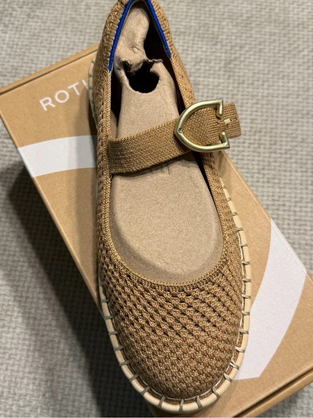 New with box Rothy’s Mary Jane Espadrille
